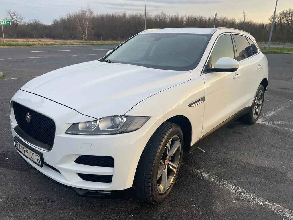 Jaguar F-Pace 2.0d — fotografija 4