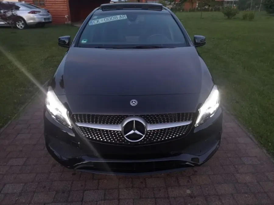 Mercedes-Benz A 180 AMG Full oprema — fotografija 14
