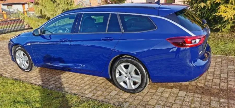 Opel Insignia Sports Tourer Dynamic — fotografija 4