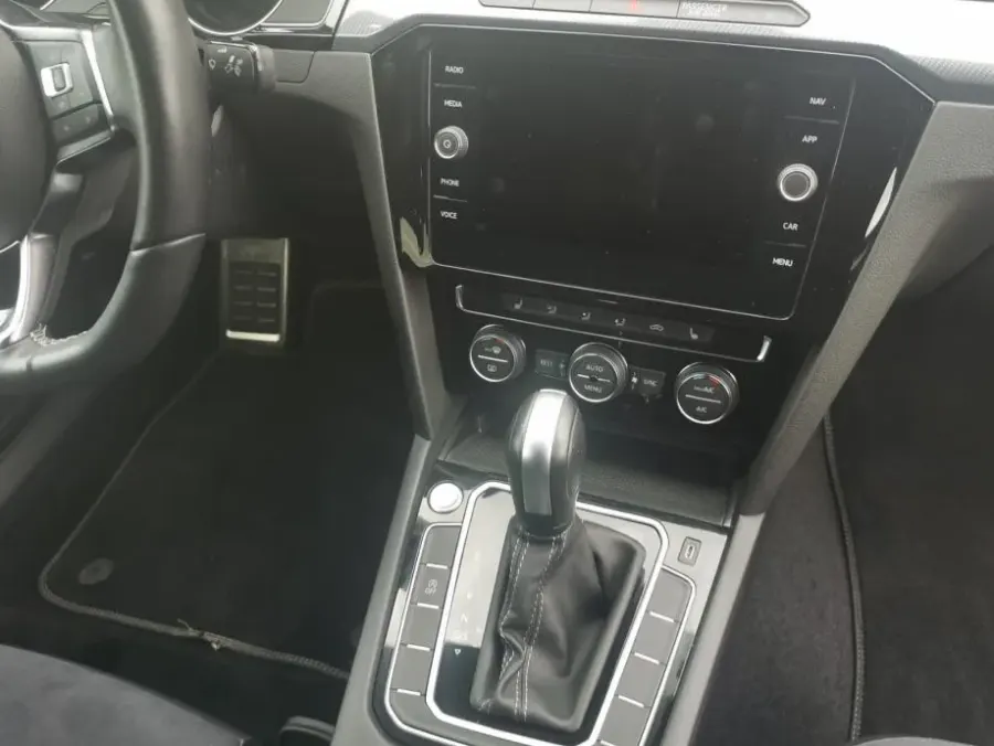 VW Arteon 2.0 TSI R-Line — fotografija 12