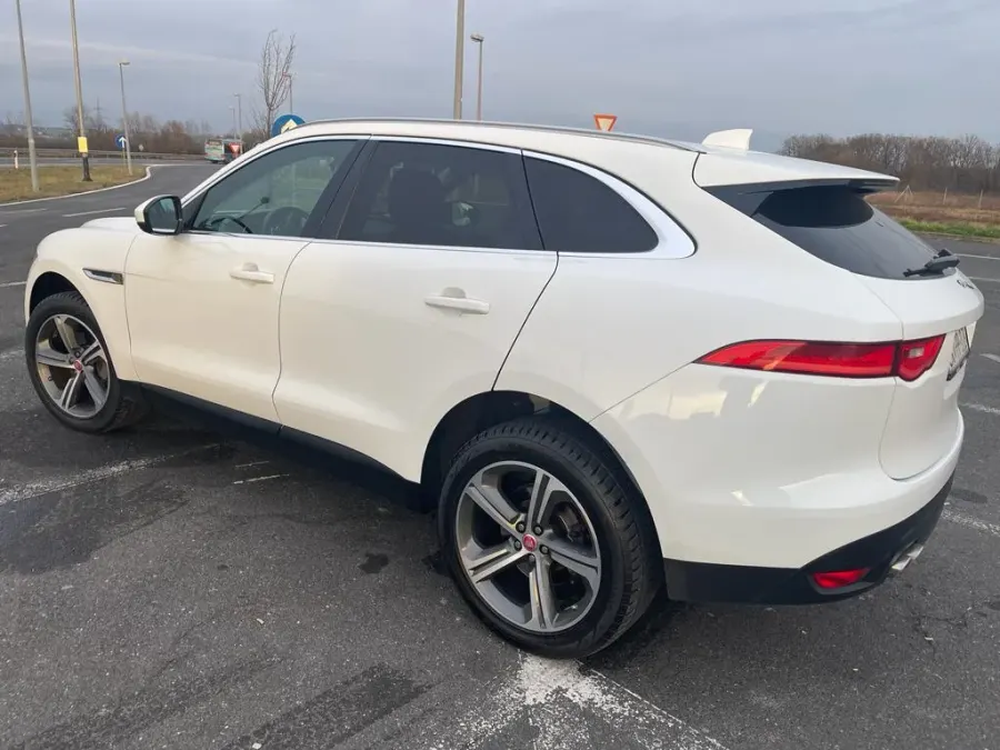 Jaguar F-Pace 2.0d — fotografija 8