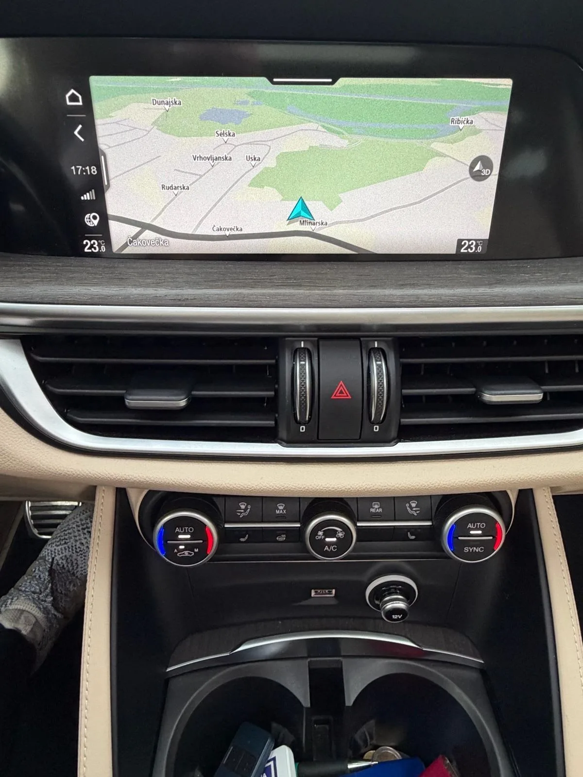 Alfa Romeo Stelvio 2.2 JTD — fotografija 19