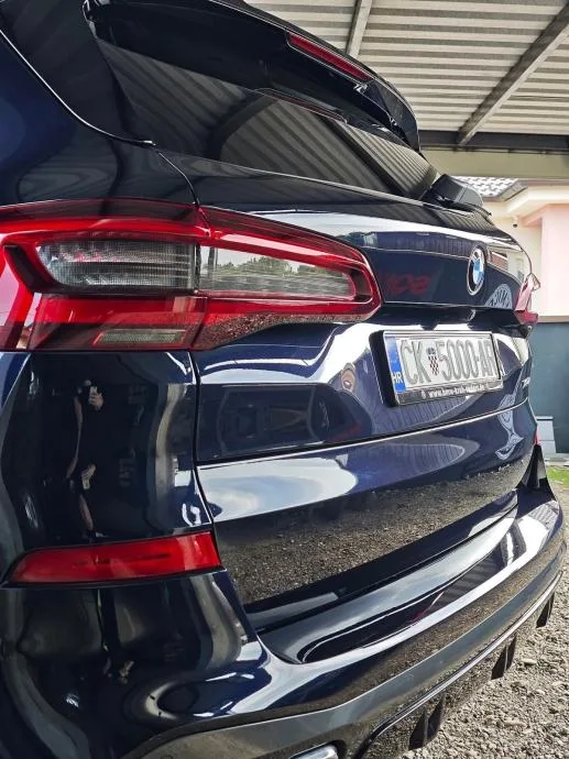 BMW X5 xDrive45e — fotografija 11
