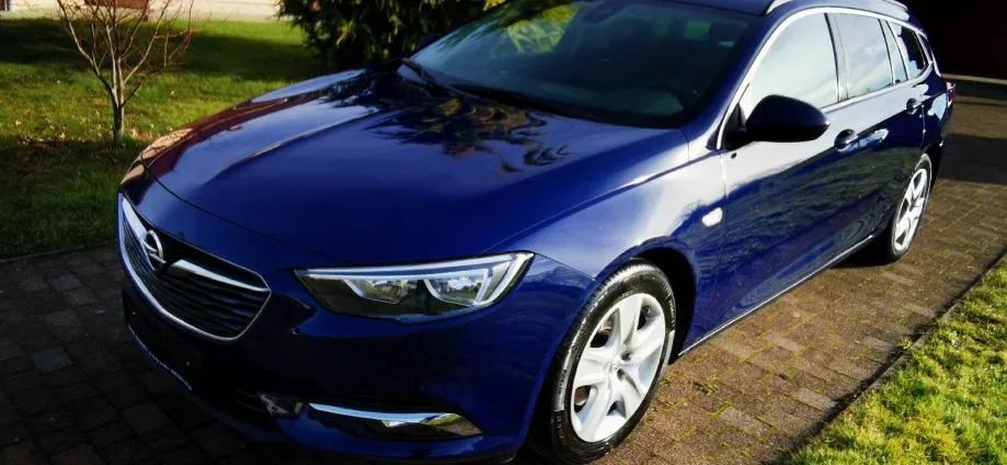 Opel Insignia Sports Tourer Dynamic — fotografija 2
