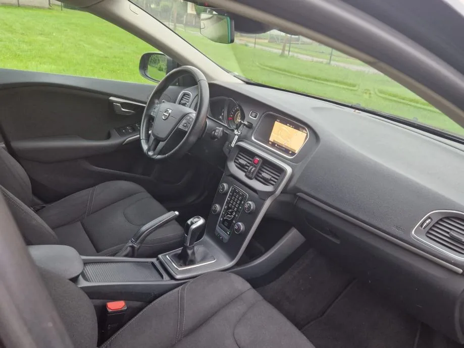 Volvo V40 D2 — fotografija 10