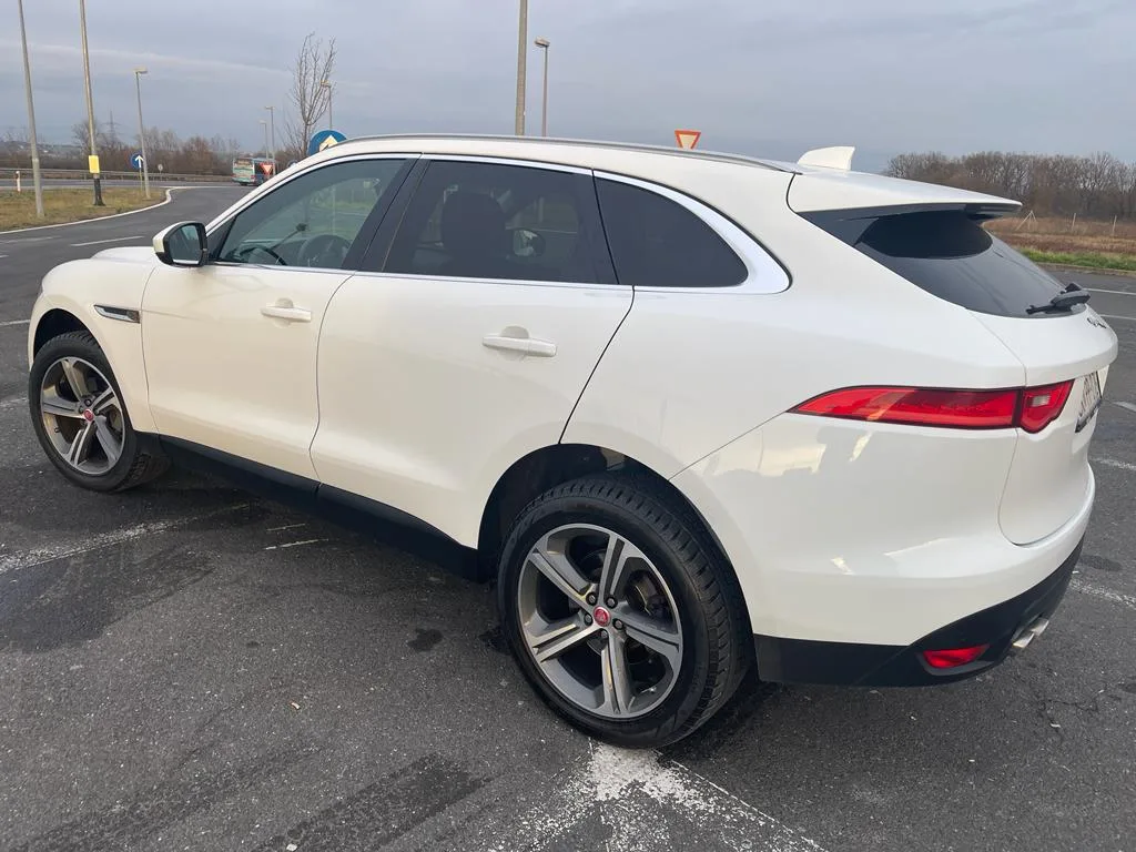 Jaguar F-Pace 2.0d — fotografija 8