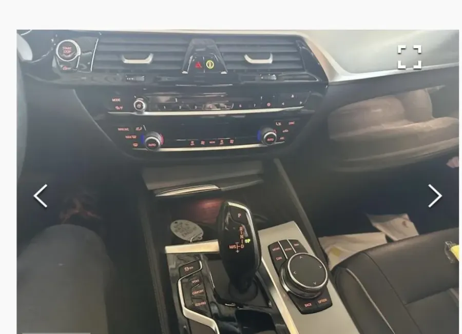 BMW Serija 5 Touring 530d Xdrive Luxury automatik — fotografija 9