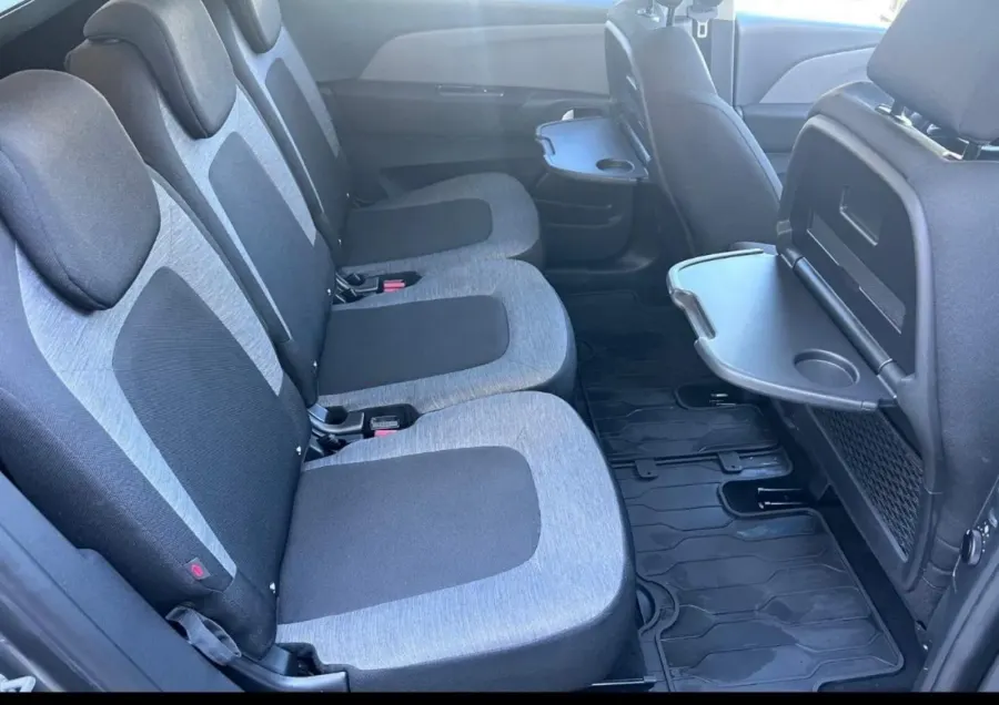 Citroën C4 Grand Picasso 1.5 Blue HDI — fotografija 6